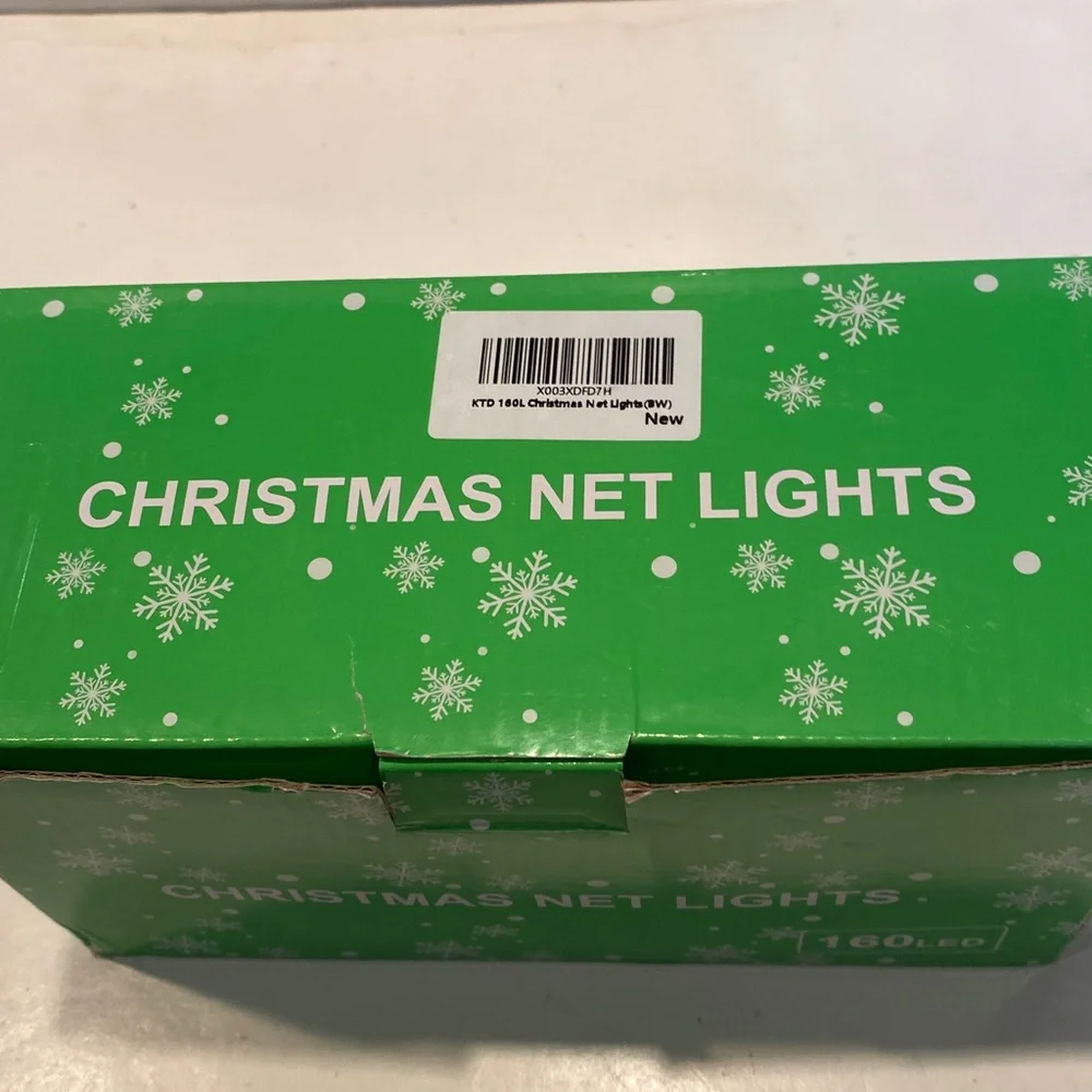 NIB Christmas Net Lights 160 LED
